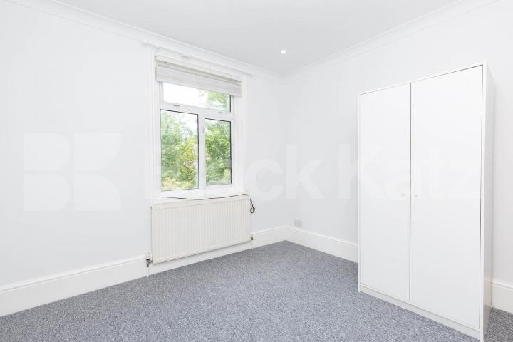 Super 5 double bedroom newly refurbished house with garden in Muswell Hill Pembroke Road , Muswell Hill